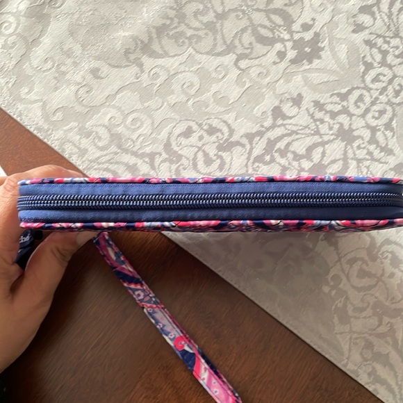 Simply Southern Women’s Quilted Wallet With Wristlet Strap - Blue Paisley - Picture 10 of 16